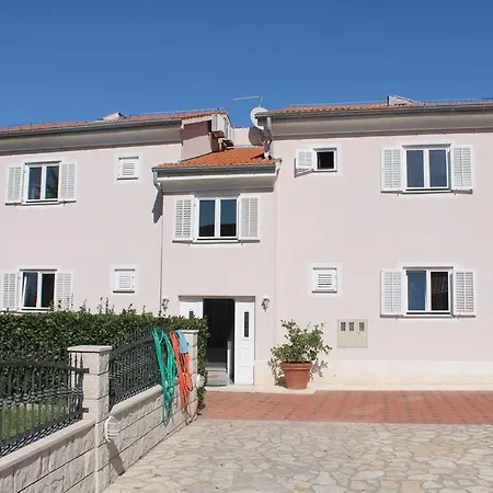 In With Sea View, Terrace, Air Conditioning, Wi-fi * Ždrelac
