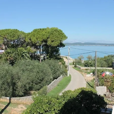 In With Sea View, Terrace, Air Conditioning, Wi-fi Appartement Ždrelac