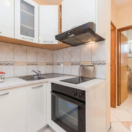 Appartement In With Sea View, Terrace, Air Conditioning, Wi-fi *